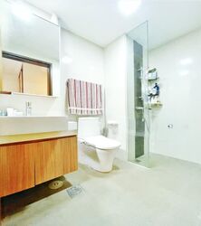 Watercolours (D18), Condominium #600250911